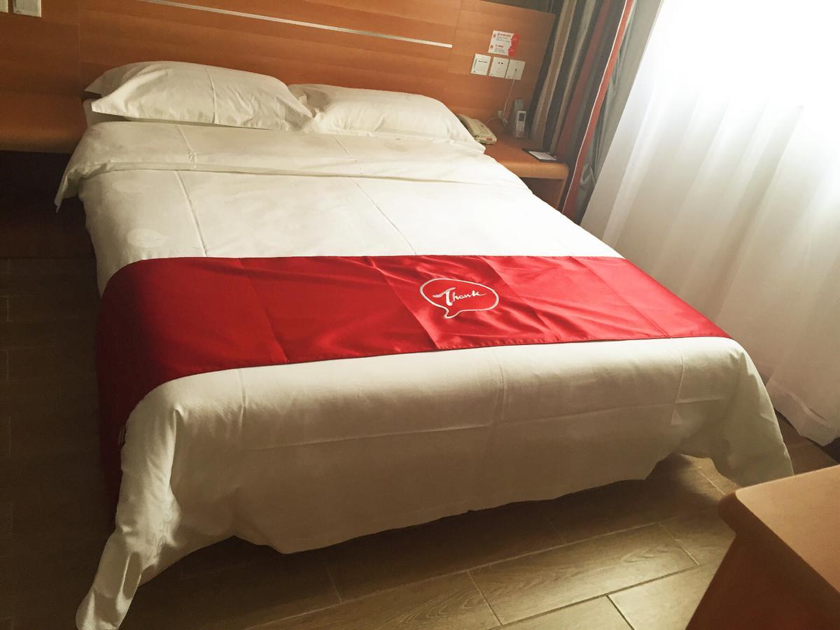 Thank Inn Chain Hotel Guangdong Shenzhen Baoan International Airport Exterior photo